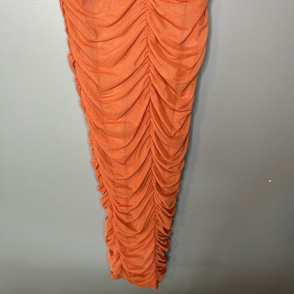 SOLD NWT Oh Polly Ruched Hardware Detail Strapless Midaxi Dress in Burnt Orange - Picture 7 of 12